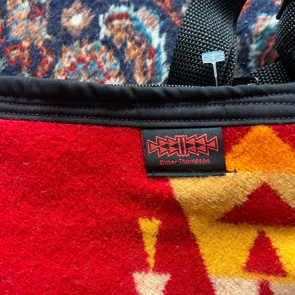 Elmer Thompson Native Design Crossbody Pouch - Picture 3 of 5